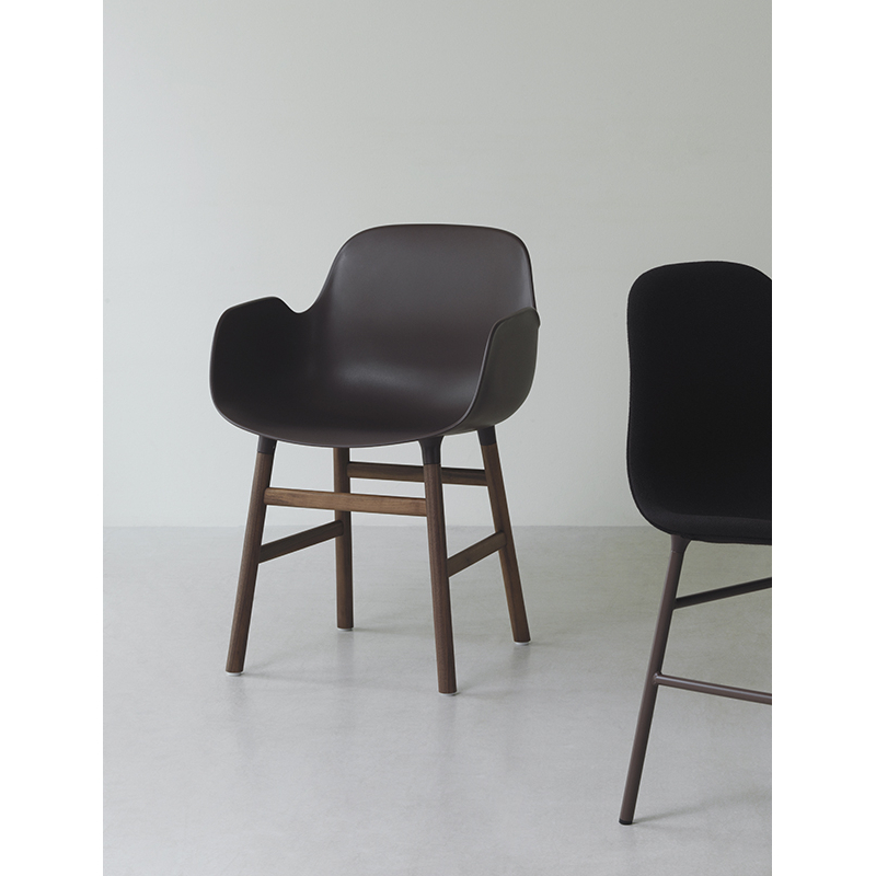 Chaise FORM ARMCHAIR Crème Normann Copenhagen