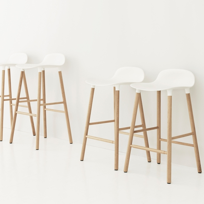 Tabouret haut FORM BARSTOOL Blanc Normann Copenhagen