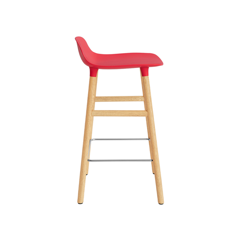 Tabouret haut FORM BARSTOOL Rouge vif  Normann Copenhagen