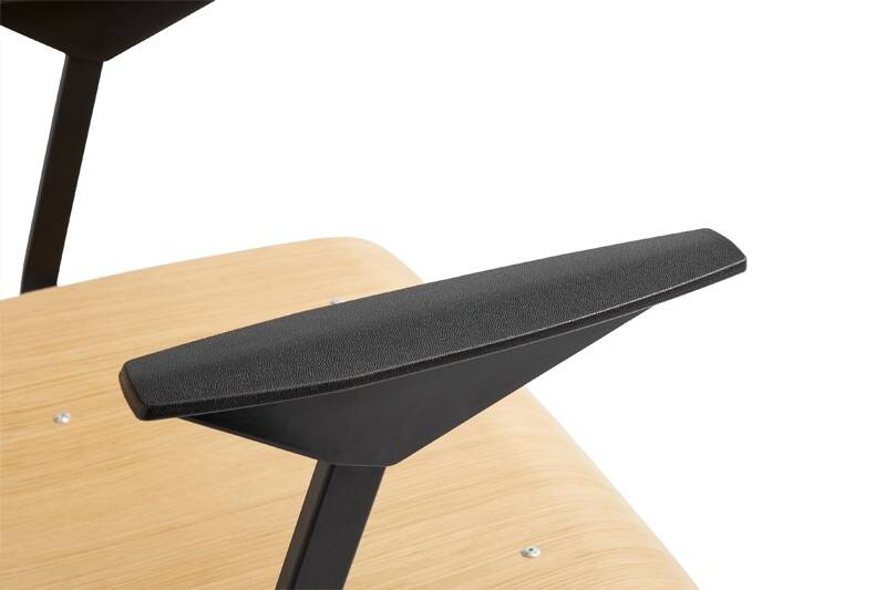 Chaise RESULT avec accoudoirs Chêne/ noir HAY