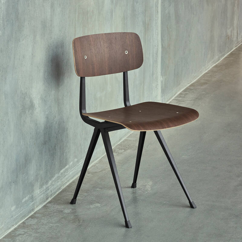 Chaise RESULT Chêne fumé/ noir HAY