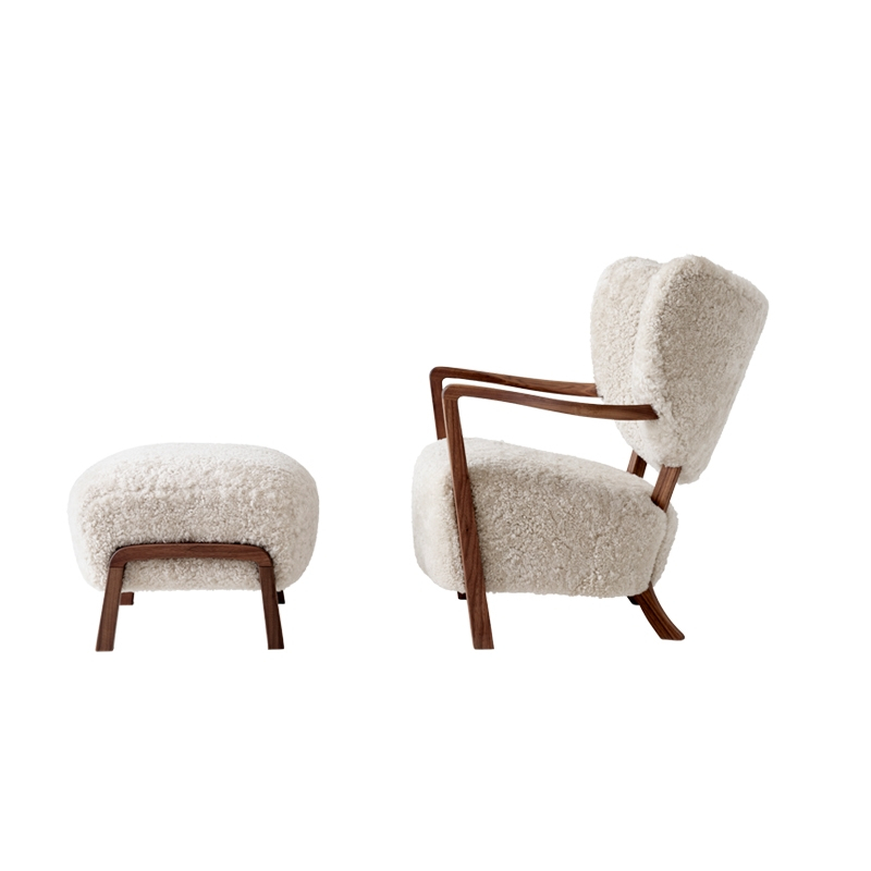 Fauteuil WULFF ATD2 & Pouf ATD3 Sheepskin Moonlight AND TRADITION
