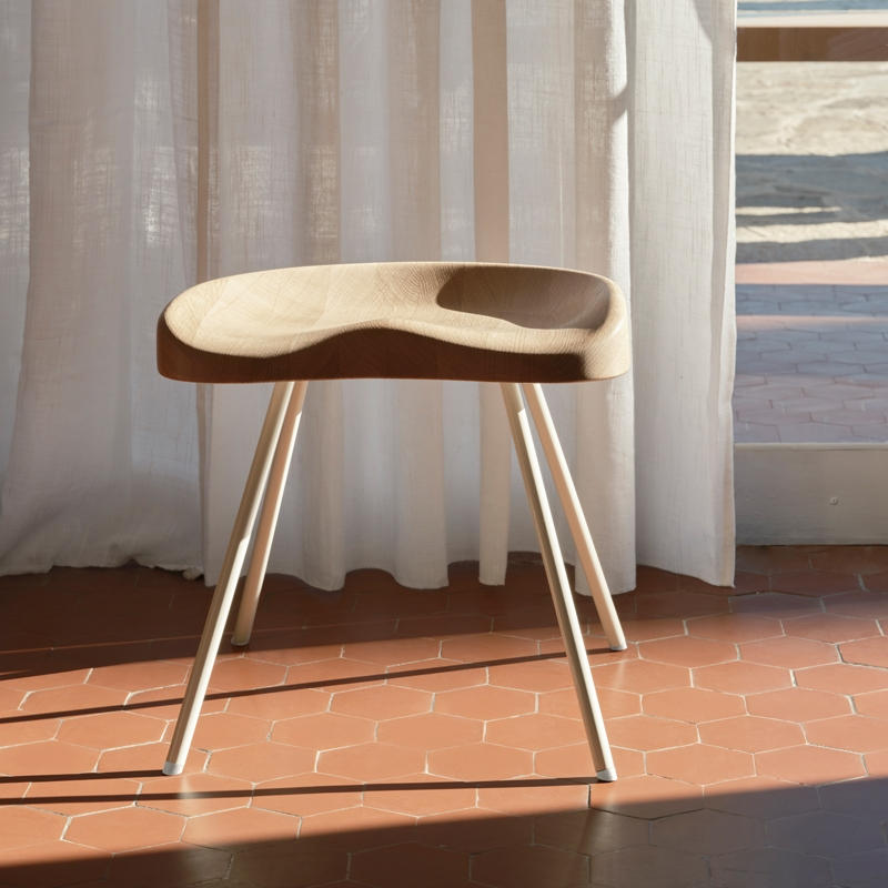 Tabouret TABOURET 307 Chêne naturel VITRA