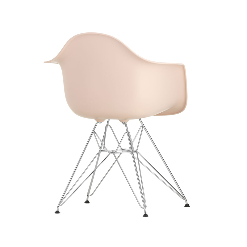 Chaise EAMES PLASTIC ARMCHAIR DAR pieds Tour Eiffel Rose tendre RE VITRA