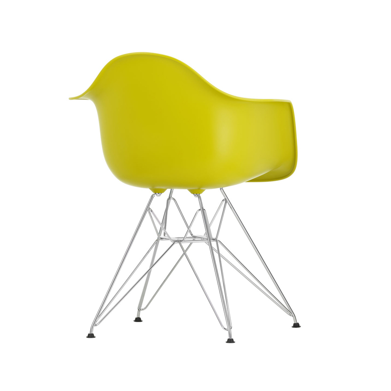 Chaise EAMES PLASTIC ARMCHAIR DAR pieds Tour Eiffel Moutarde RE VITRA