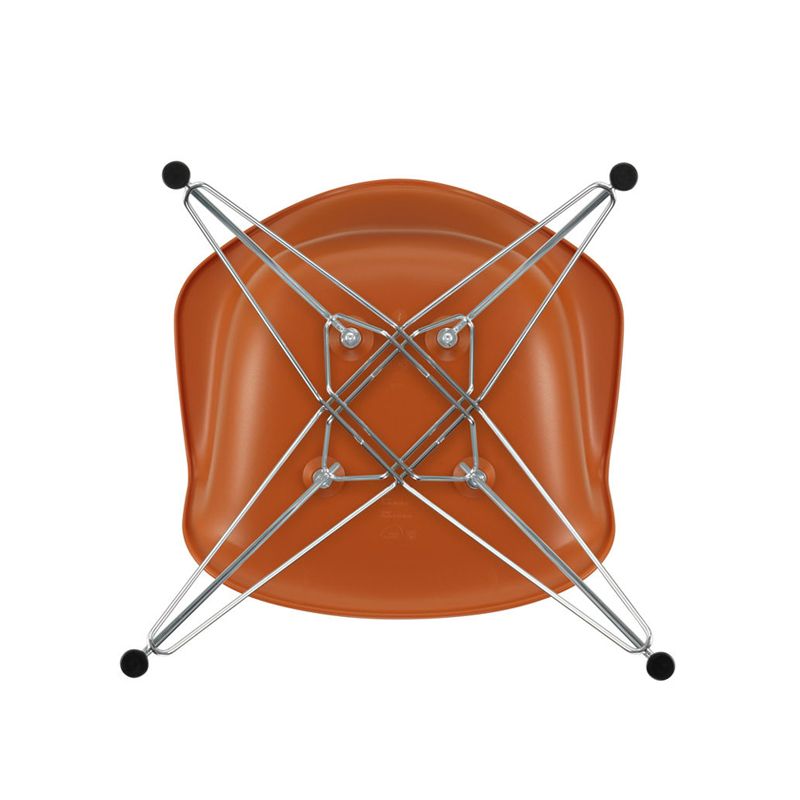 Chaise EAMES PLASTIC ARMCHAIR DAR pieds Tour Eiffel Orange rouille RE VITRA