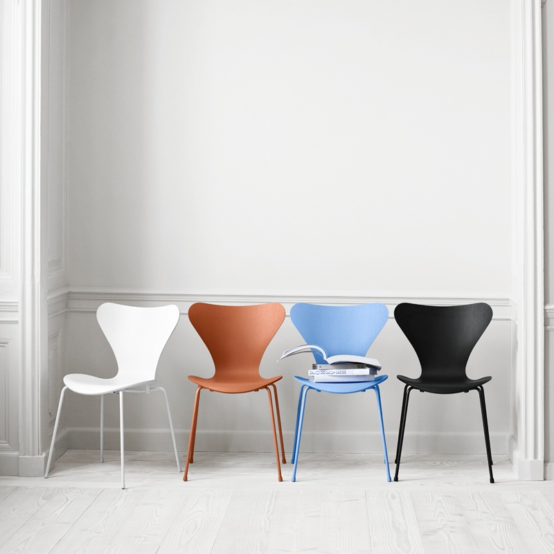 Chaise SERIE 7 Monochrome Blanc FRITZ HANSEN