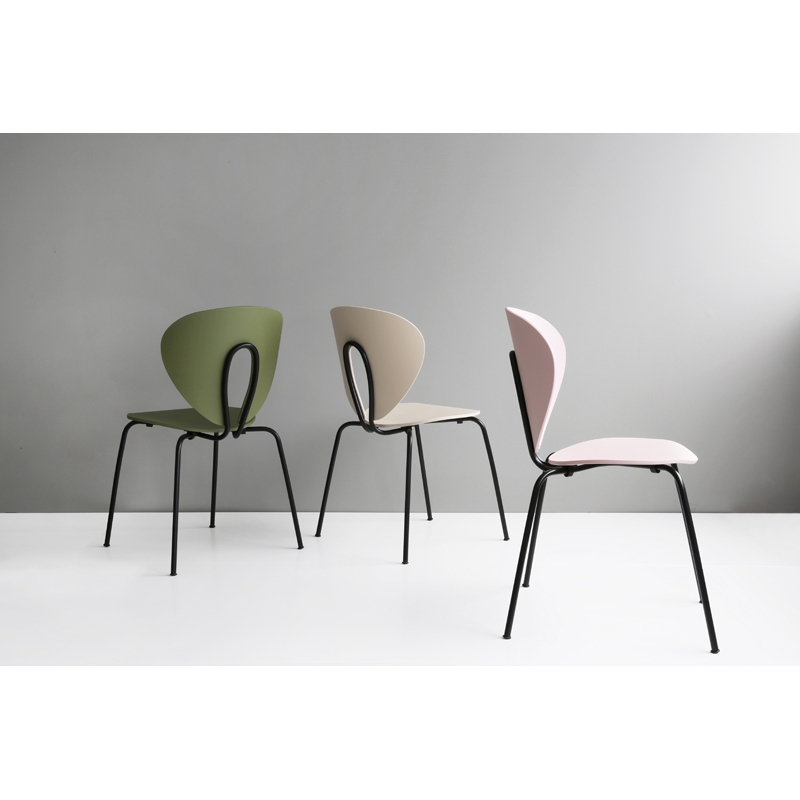 Chaise GLOBUS Polypropylène Noir STUA