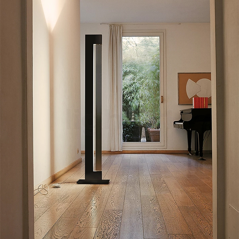 Lampadaire ARA Anthracite/ poli NEMO LIGHTING