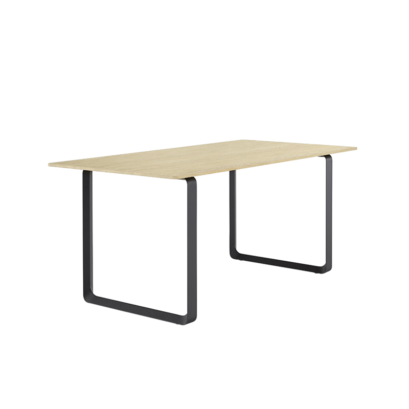 Table 70/70 Chêne massif Chêne/ noir MUUTO