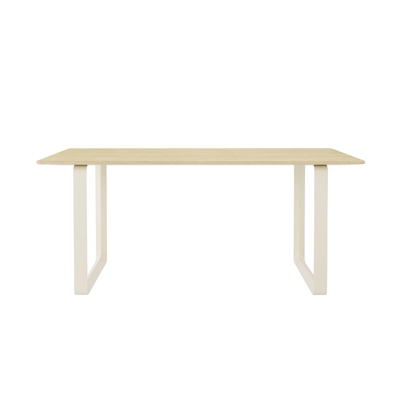 Table 70/70 Chêne massif Chêne/ sable MUUTO
