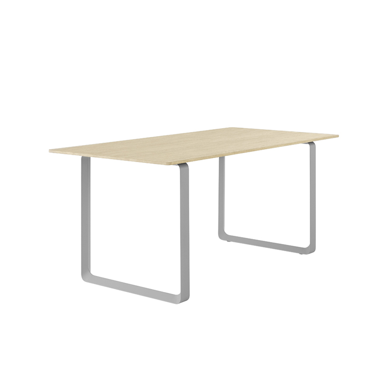 Table 70/70 Chêne massif Chêne/ gris MUUTO