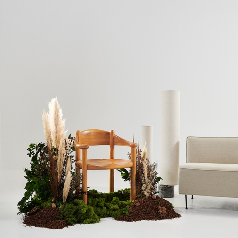Chaise DAUMILLER Pin doré GUBI