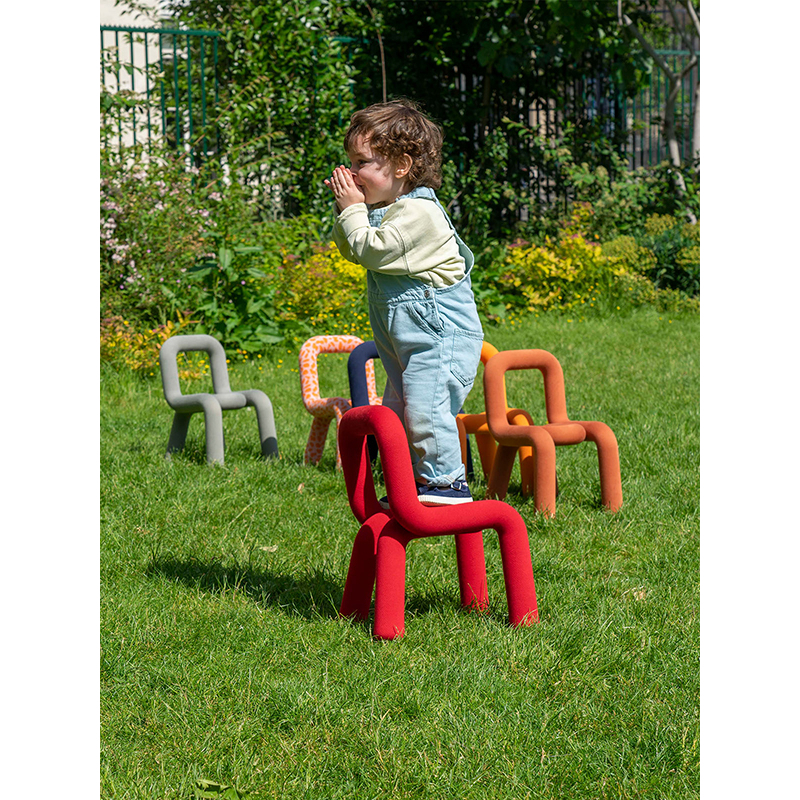 Siège enfant Chaise enfant MINI BOLD Rouge MOUSTACHE
