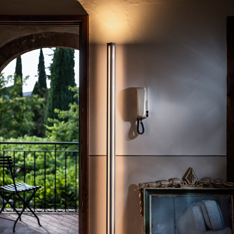 Lampadaire CHIAROSCURA Titane FOSCARINI