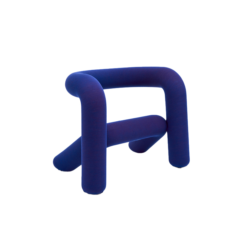 Fauteuil EXTRA BOLD Mélangé bleu rouge MOUSTACHE