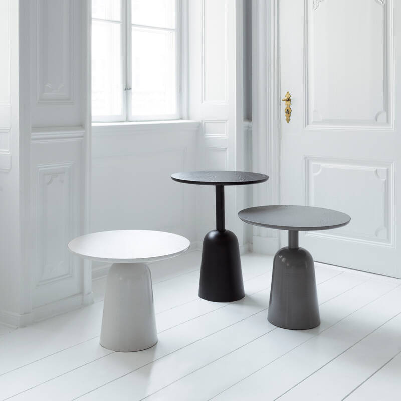 Table d'appoint guéridon TURN réglable en hauteur Gris Normann Copenhagen