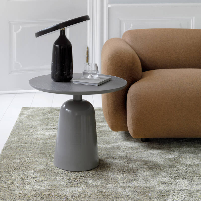 Table d'appoint guéridon TURN réglable en hauteur Gris Normann Copenhagen