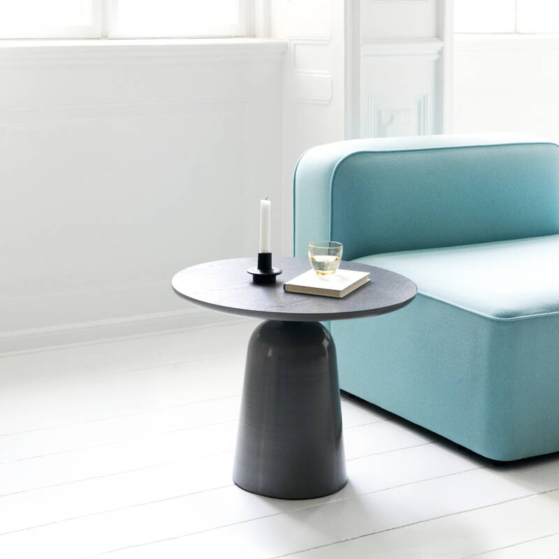 Table d'appoint guéridon TURN réglable en hauteur Gris Normann Copenhagen