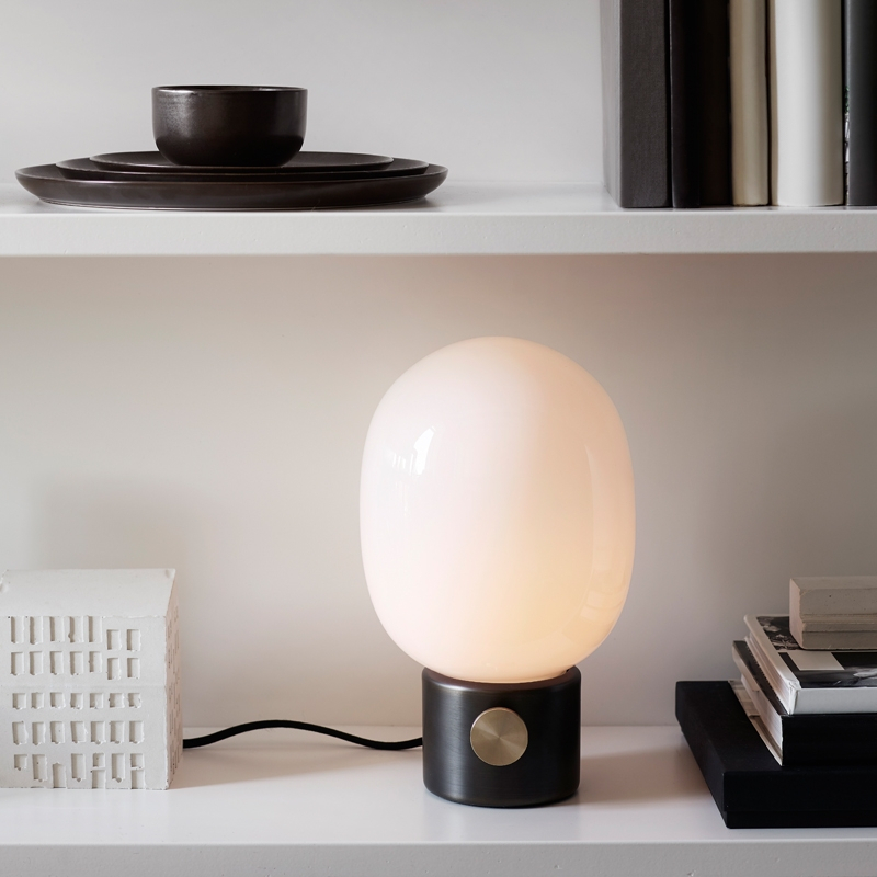 Lampe à poser JWDA métal Laiton bruni AUDO COPENHAGEN