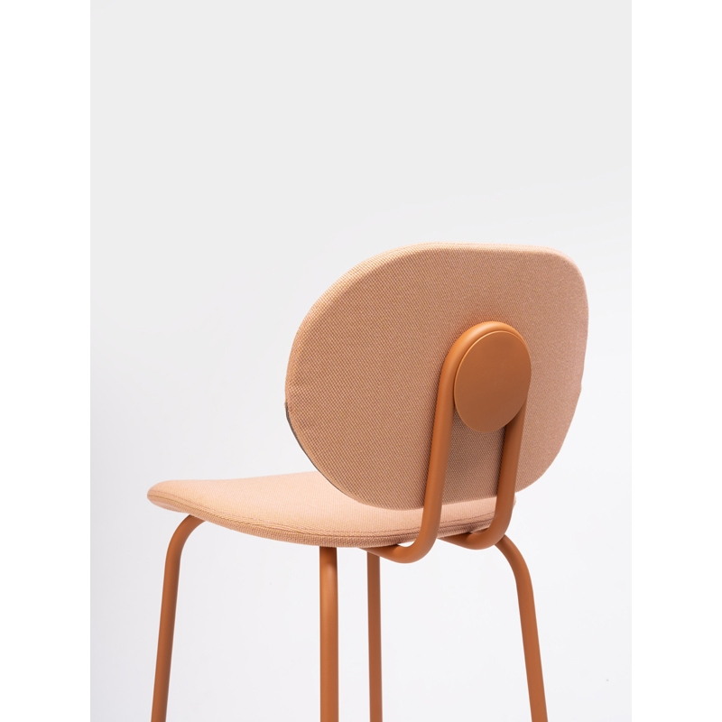 Tabouret haut HARI rembourré Steelcut Trio 506/ époxy Terracotta ONDARRETA