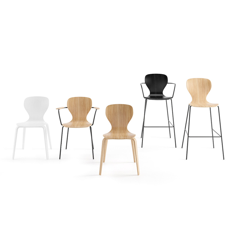 Chaise EARS pieds bois Blanc VICCARBE