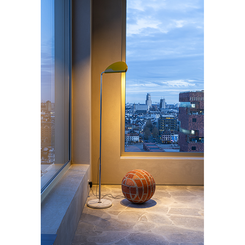 Lampadaire MEZZALUNA Jaune DCW EDITIONS