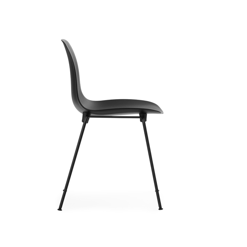 Chaise FORM EMPILABLE Noir Normann Copenhagen