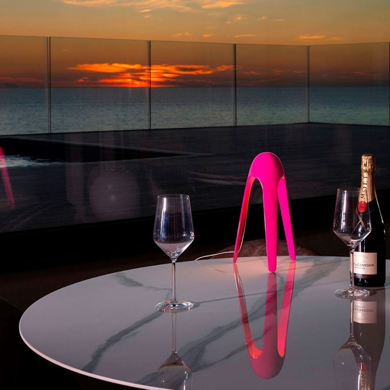 Lampe à poser CYBORG Rose fushia MARTINELLI LUCE
