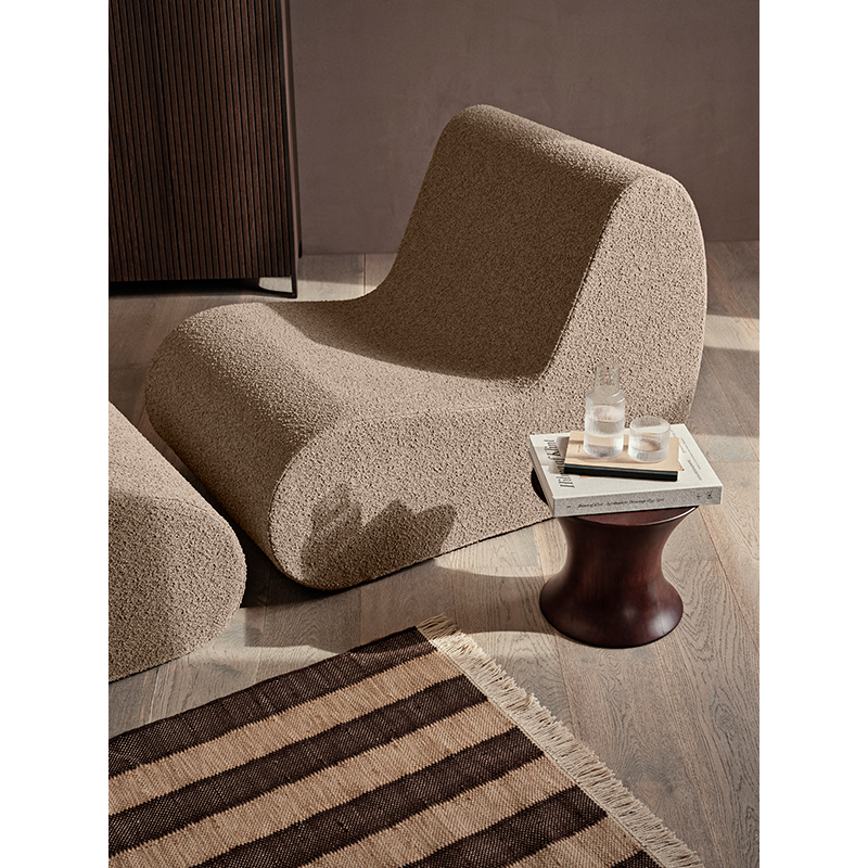 Fauteuil ROULI Bouclé Sable FERM LIVING