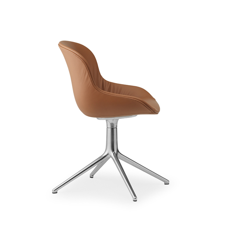 Chaise HYG COMFORT pivotant cuir Brandy 41574 Normann Copenhagen