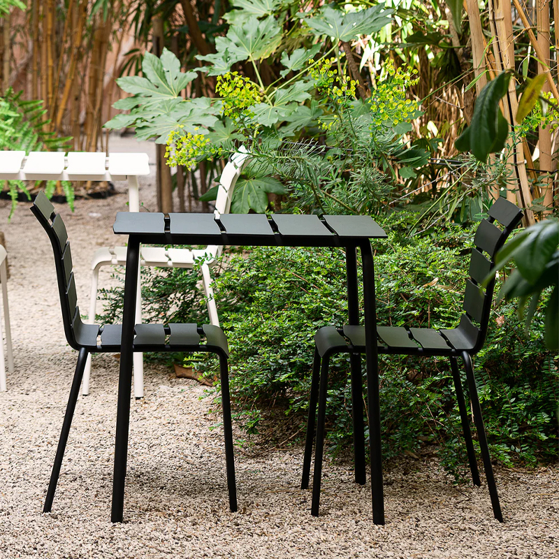 Chaise extérieur Chaise ALIGNED Noir VALERIE OBJECTS