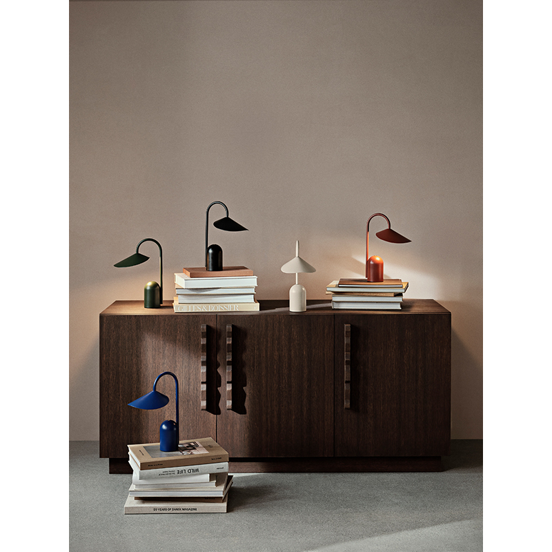 Lampe à poser ARUM Portable Vert FERM LIVING