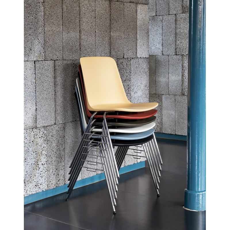 Chaise RELY HW27 Noir AND TRADITION