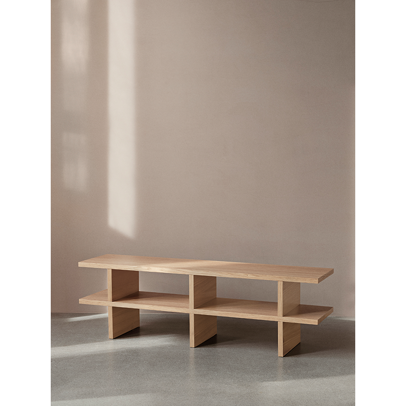 Banc KONA Chêne teinte foncée FERM LIVING