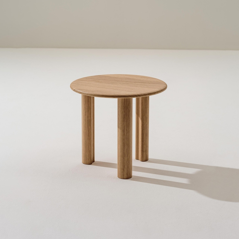 Table d'appoint guéridon GHIA Ø 50 3 pieds Chêne ARPER