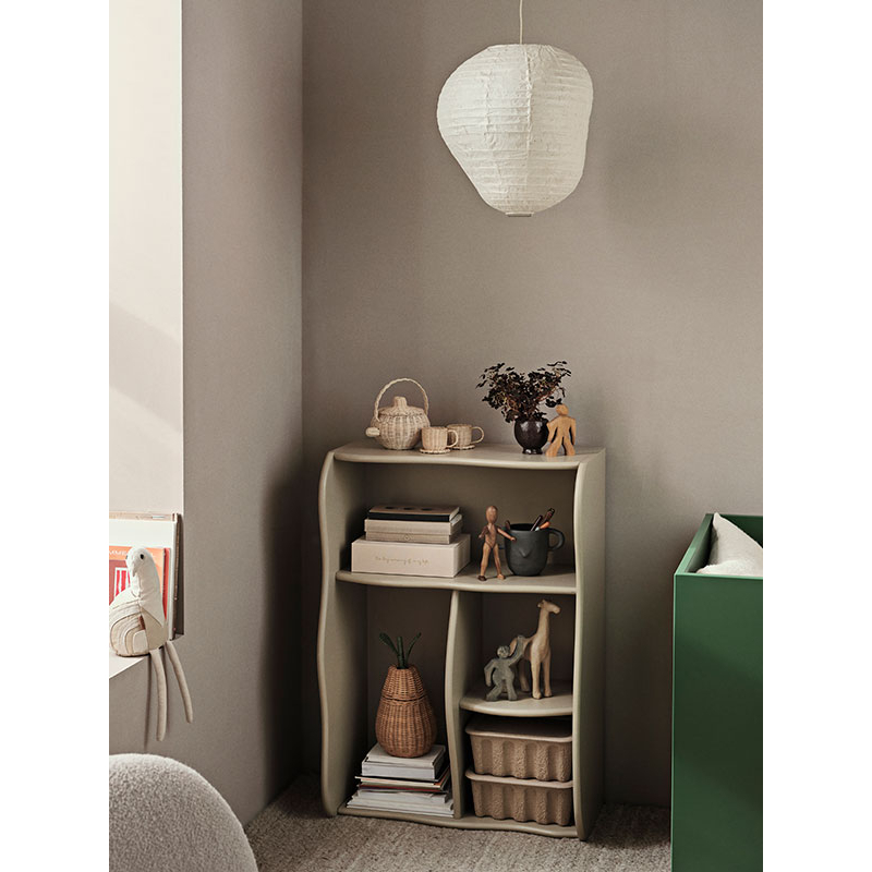 Rangement enfant Bibliothèque SLOPE Cachemire FERM LIVING