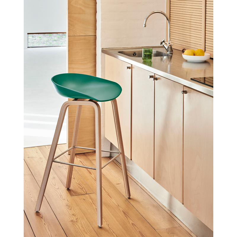 Tabouret haut ABOUT A STOOL AAS 32 H65 Pastel green HAY