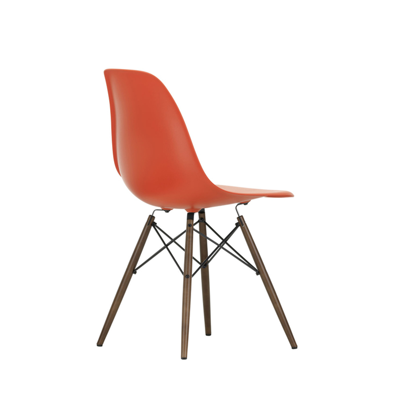 Chaise EAMES PLASTIC CHAIR DSW érable foncé Rouge coquelicot RE VITRA