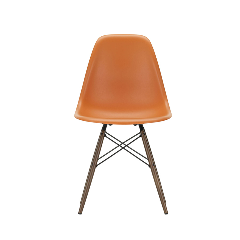 Chaise EAMES PLASTIC CHAIR DSW érable foncé Orange rouille RE VITRA