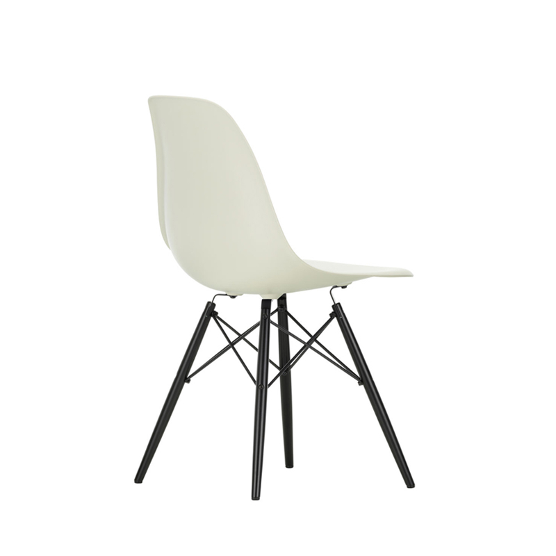 Chaise EAMES PLASTIC CHAIR DSW érable noir Gris galet RE VITRA
