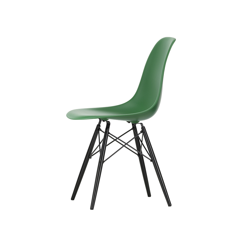 Chaise EAMES PLASTIC CHAIR DSW érable noir Vert émeraude RE VITRA
