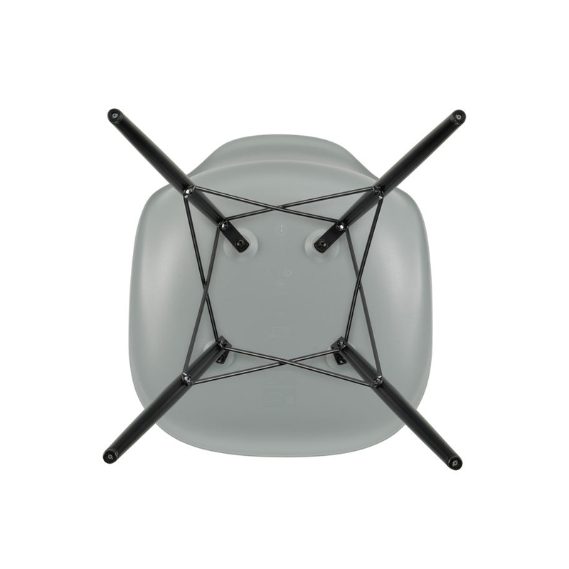 Chaise EAMES PLASTIC CHAIR DSW érable noir Gris clair RE VITRA