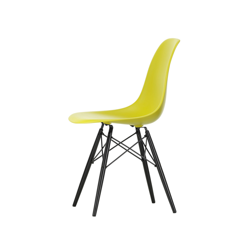 Chaise EAMES PLASTIC CHAIR DSW érable noir Moutarde RE VITRA