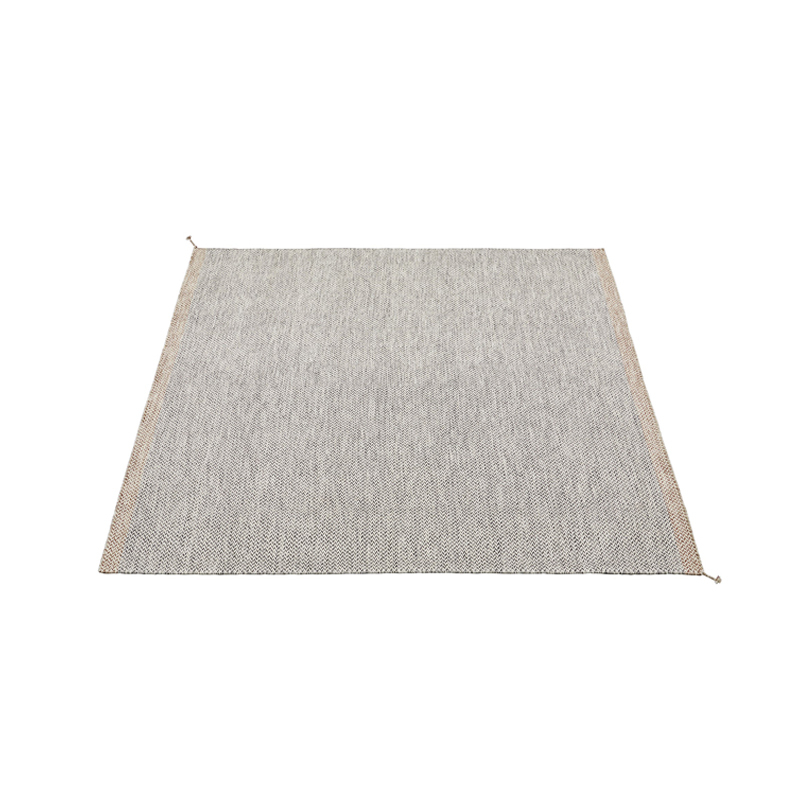 Tapis Tapis PLY 240x240 Noir et blanc MUUTO