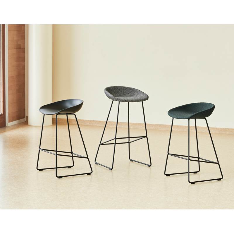 Tabouret haut ABOUT A STOOL AAS 38 H65 Clay HAY