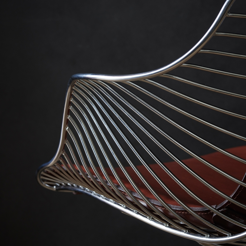 Fauteuil WIRE LOUNGE CHAIR Chrome/ Cuir Elegance marron foncé OVERGAARD & DYRMAN