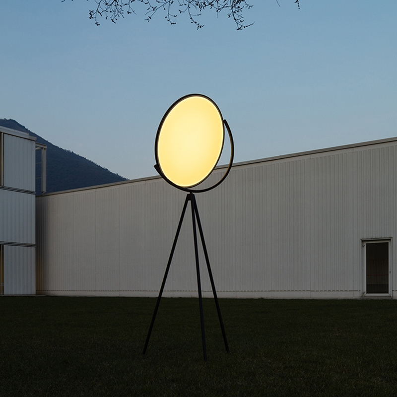 Lampadaire SUPERLOON Noir FLOS