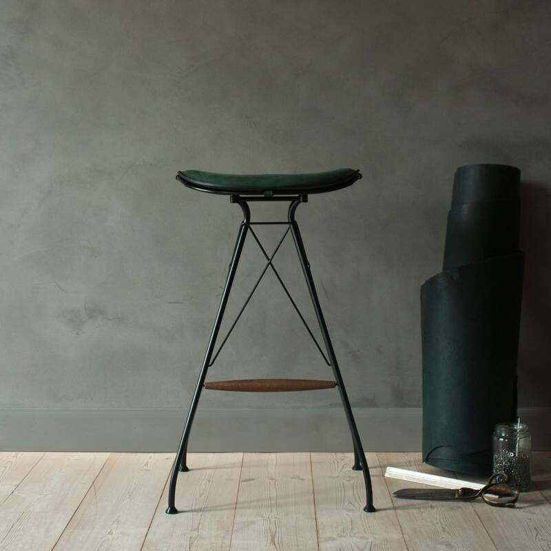 Tabouret haut WIRE BARSTOOL HIGH Chrome/ Cuir Elegance Whiskey OVERGAARD & DYRMAN