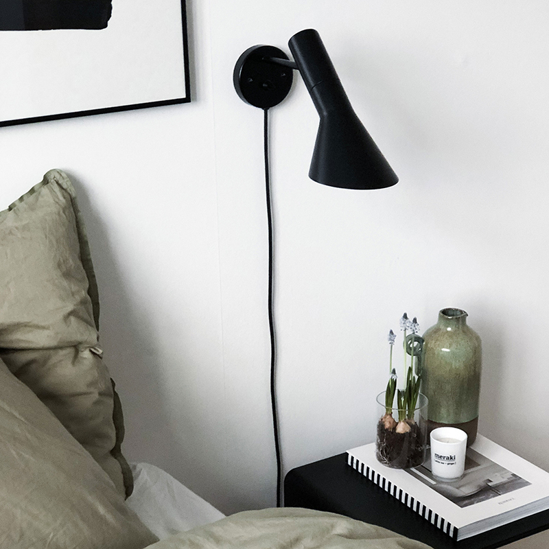 Applique AJ WALL Sable chaud LOUIS POULSEN